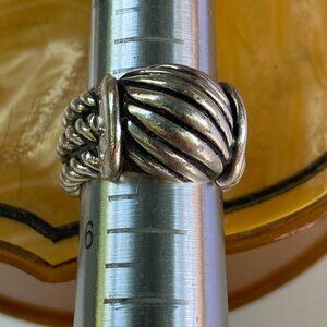 Small vintage RS woven look sterling silver ring